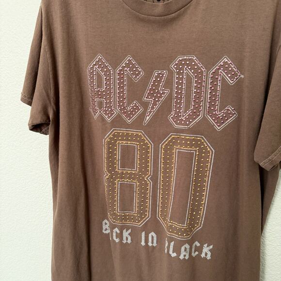 [Vinyl Icons] Brown ACDC Back in Black Studded Graphic Tee T-Shirt Size Medium M - Picture 9 of 10